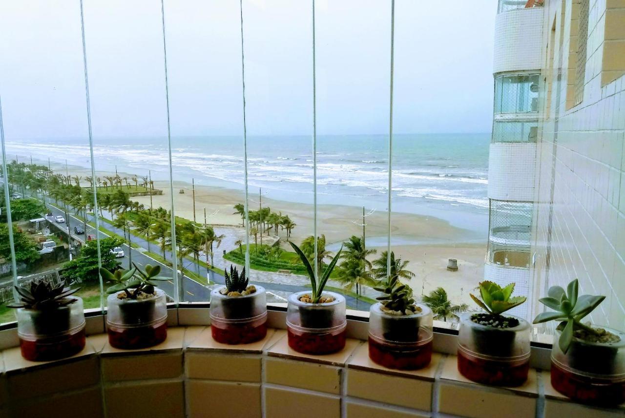 Predio Com Piscina Na Cobertura Frente Ao Mar, Apartamento Para Ate 6 Adultos E 3 Criancas Ate 8 Anos, Churrasqueira Na Sacada, Wi-Fi Gratis, Nao Oferecemos Roupas De Cama E Banho, 1 Vaga De Garagem, Na Praia Grande-Vila Mirim Dış mekan fotoğraf